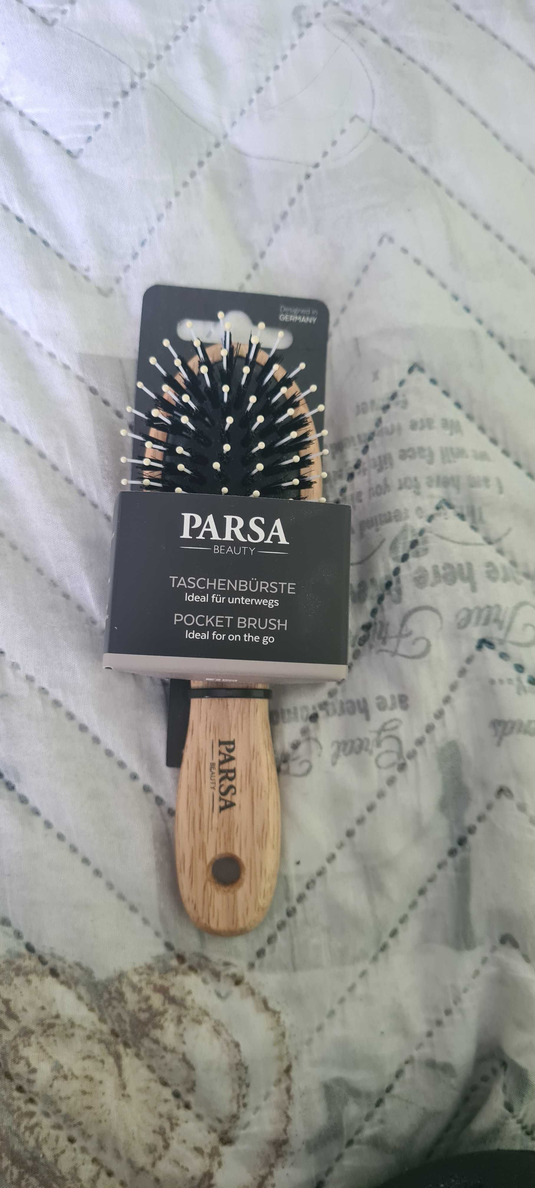Дървена четка за коса Parsa Beauty, закупена от dm