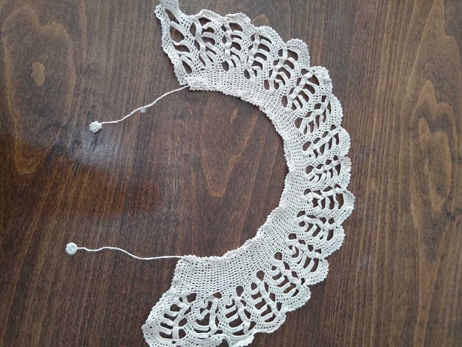 Каренца на една кука