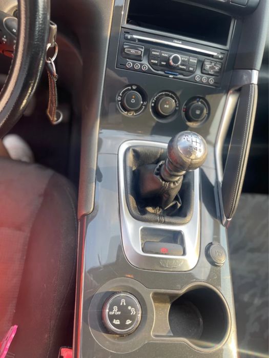 Peugeot 3008 в отлично състояние. Сервизна книжка.