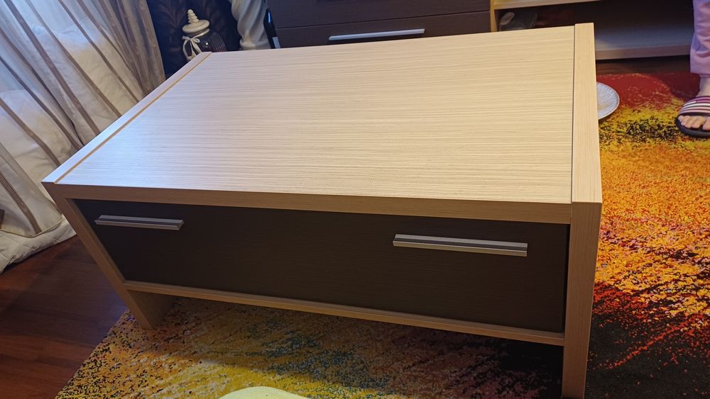 Vând măsuță de cafea