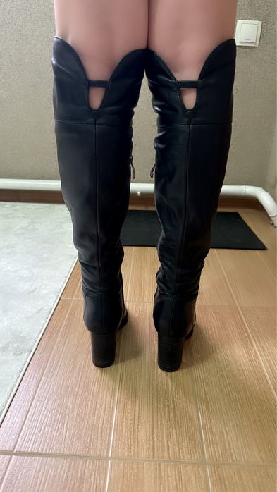 Кожаные сапоги зимние