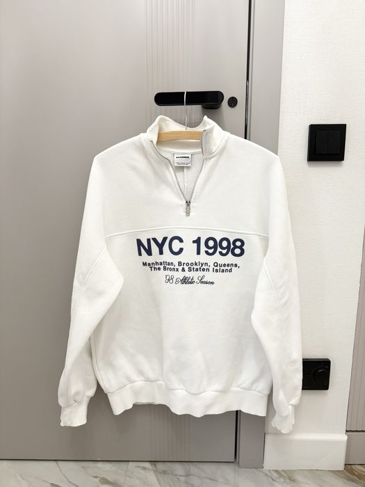 Bershka толстовка размер S