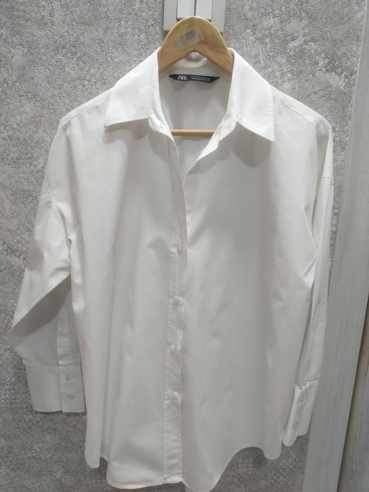 Рубашка Zara размер 44-46.