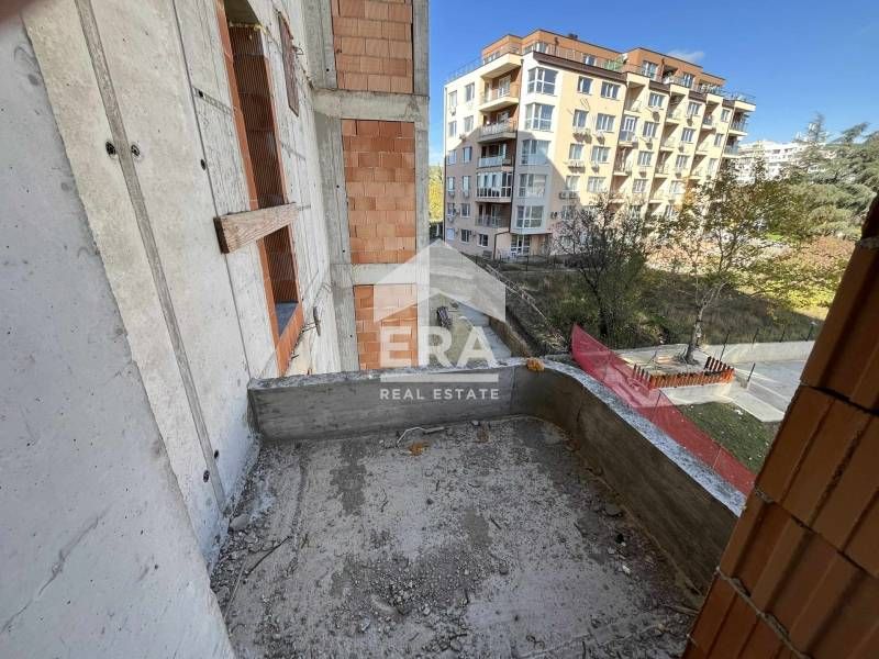 Двустаен ексклузивен апартамент за продажба, в новострояща се сграда Ф