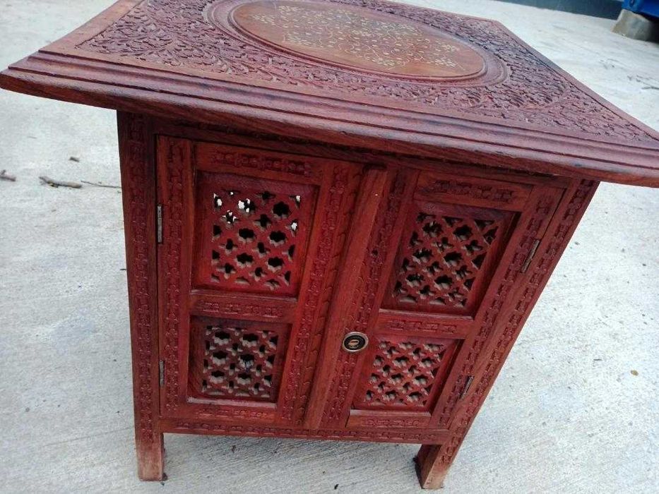 masuta orientala de cafea