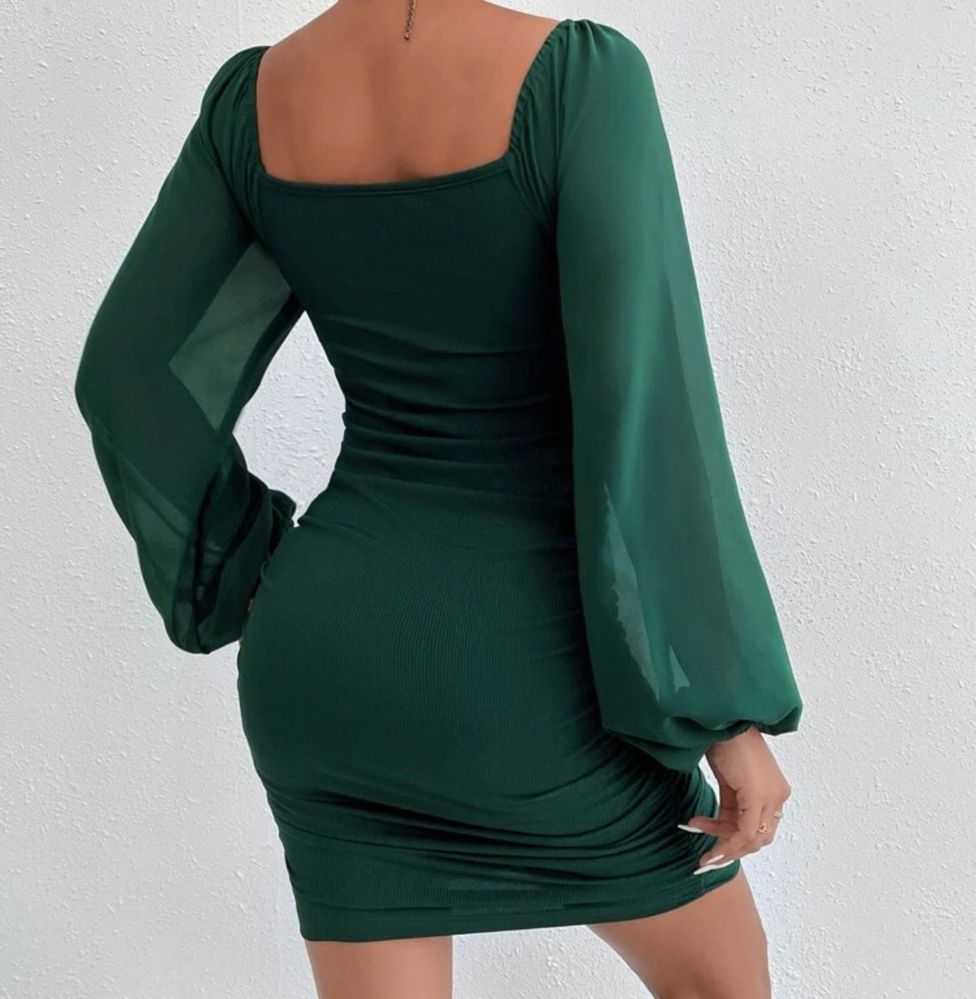 Зелена рокля нова