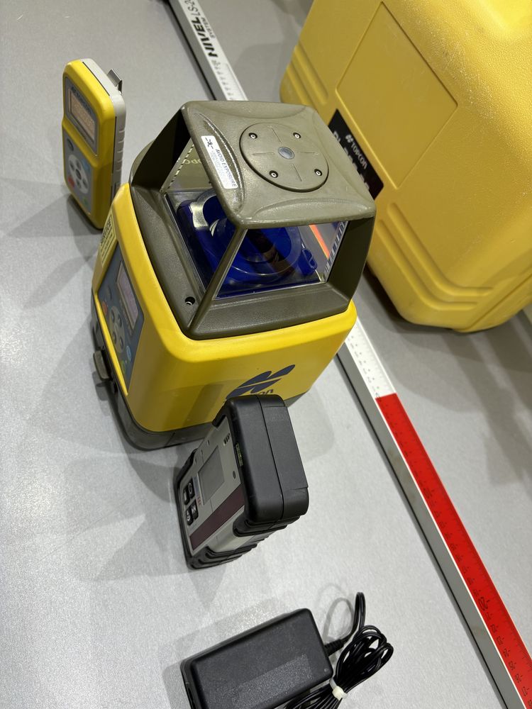 Nivela laser Topcon RL-200 2S dubla panta  Hilti Topcon Leica