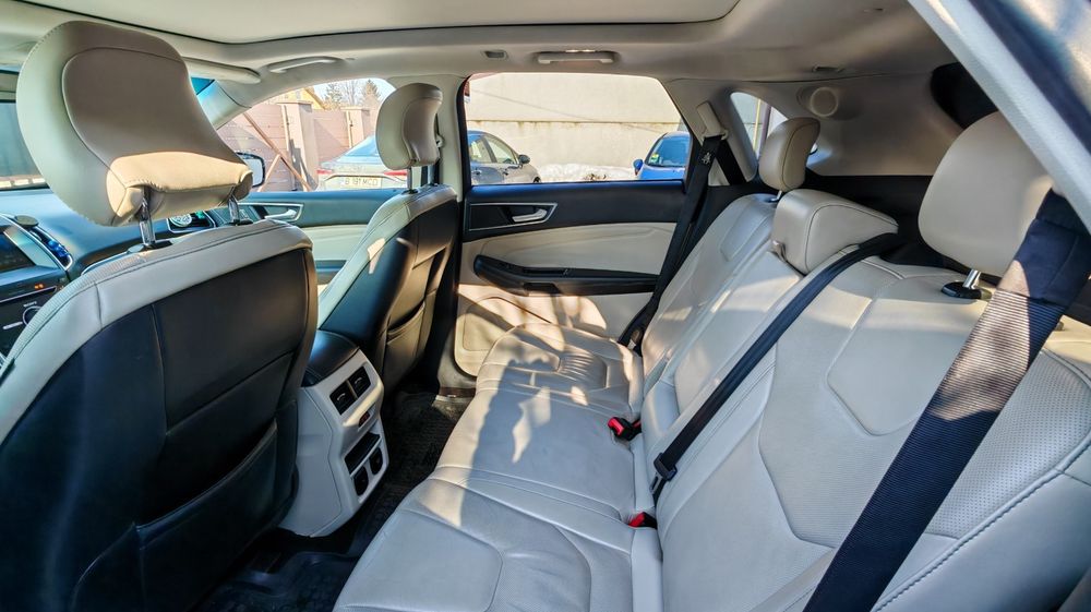 Vând Ford Edge 2.0 TDCi(210CP)AWD