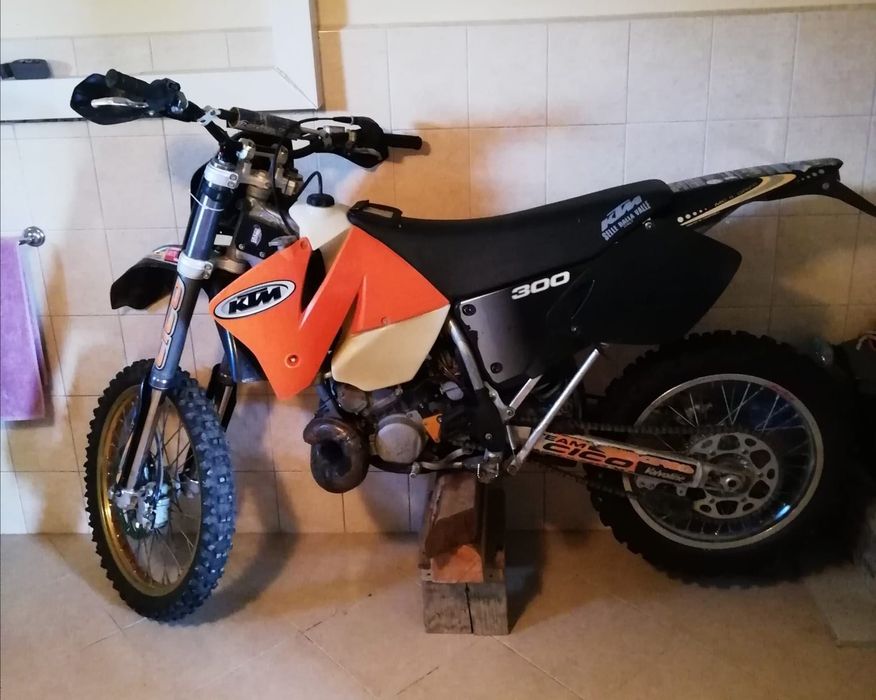 Ktm 300 enduro  2002
