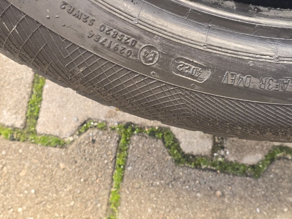 215 55 17 Continental