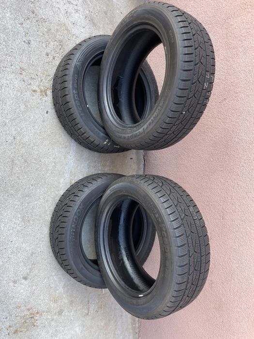 4бр.Зимни гуми HANKOOK WINTER I CEPT EVO 225/55/R17/dot3616/run flet