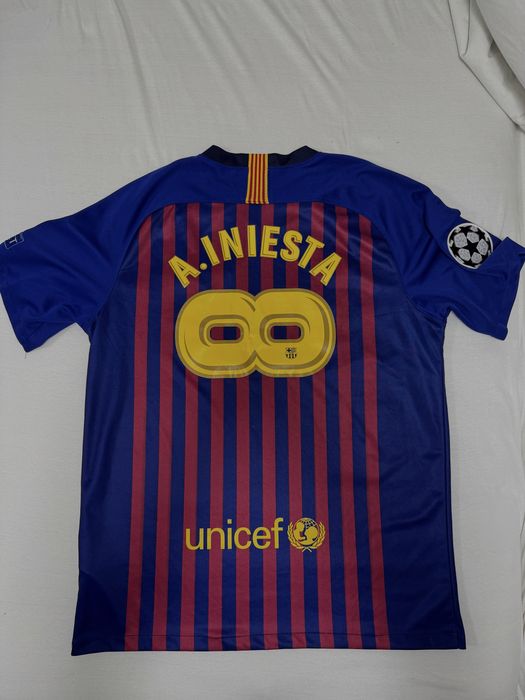 Vand tricou original Andres Iniesta