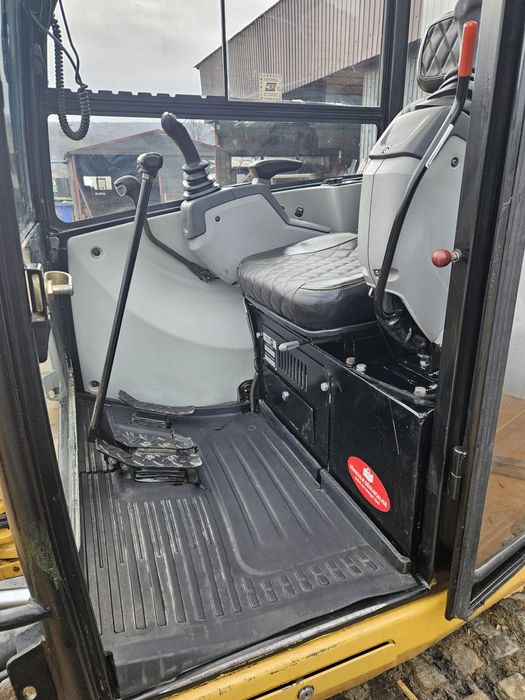 Miniexcavator Caterpillar 302.7D