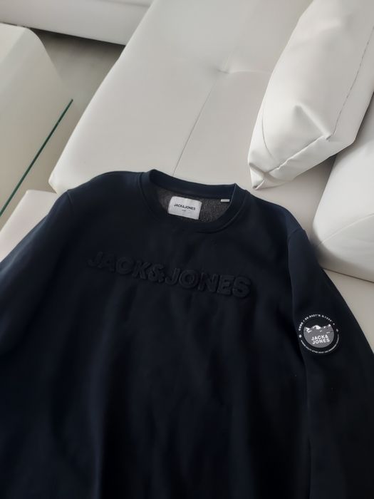 Vând bluza bărbătească, Jack&Jones un  produs de calitate,Mar.L.