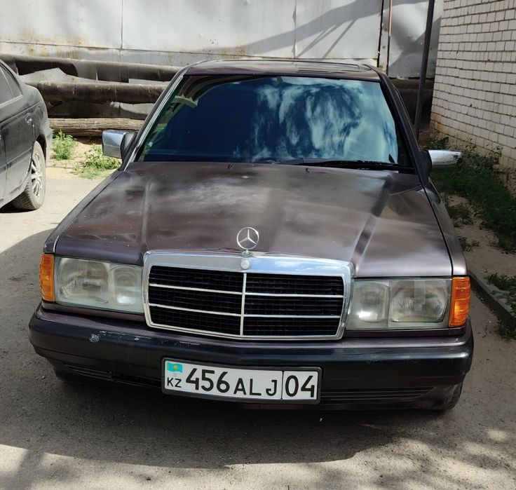 Продам Мерседес 190.