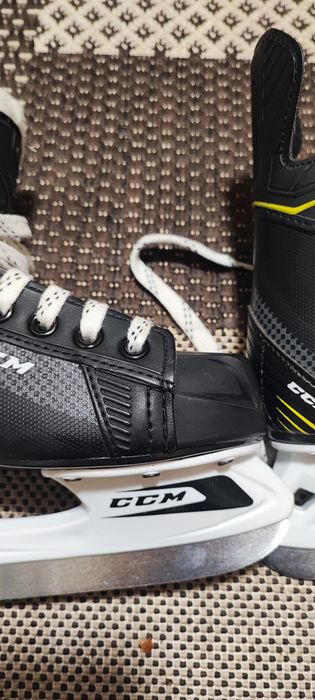 Patine hochei CCM 1052 , marime 32