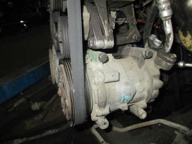 Compresor aer conditionat clima Renault Scenic RX4 motor 2,0 benzina