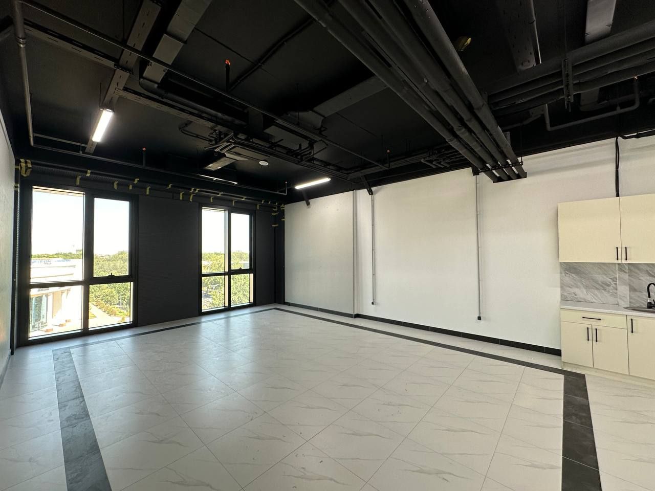 Сдаётся Евро офис в Nest One 51м²