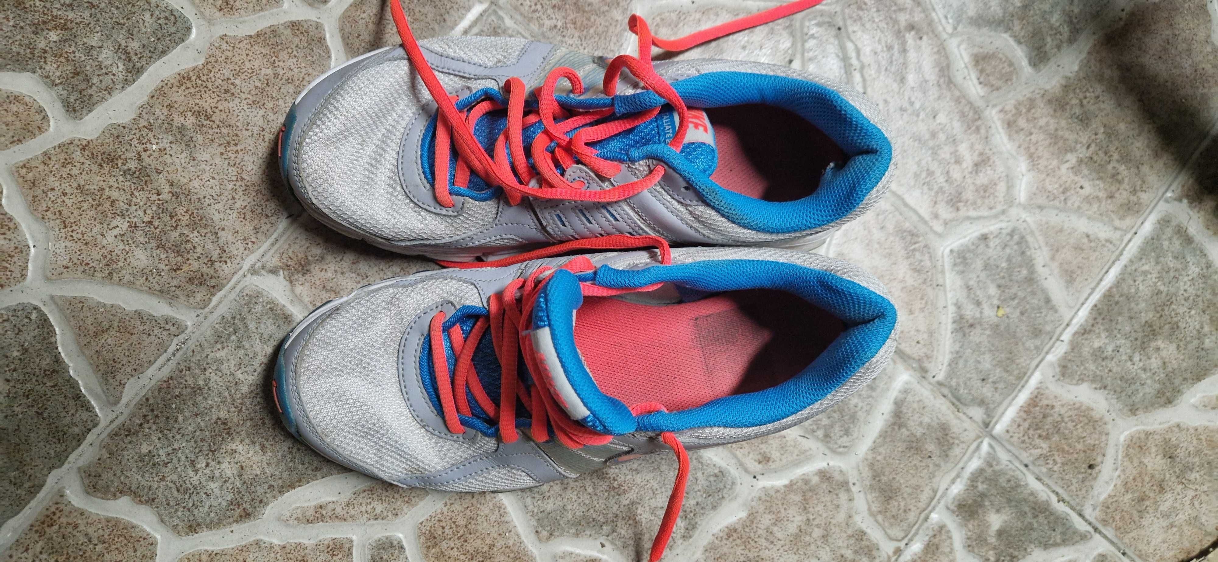 Дамски маратонки Nike размер 38