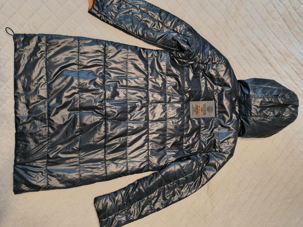 Продам женскую куртку