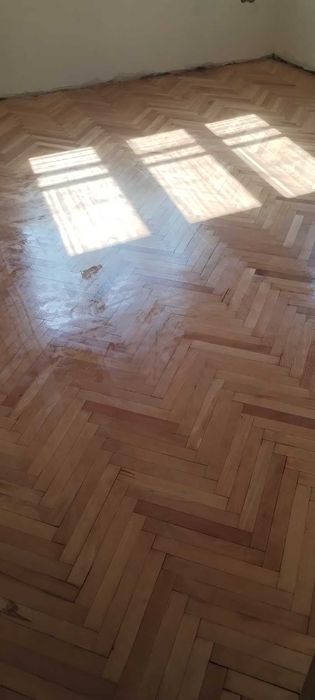 Почистване на паркет и дюшеме