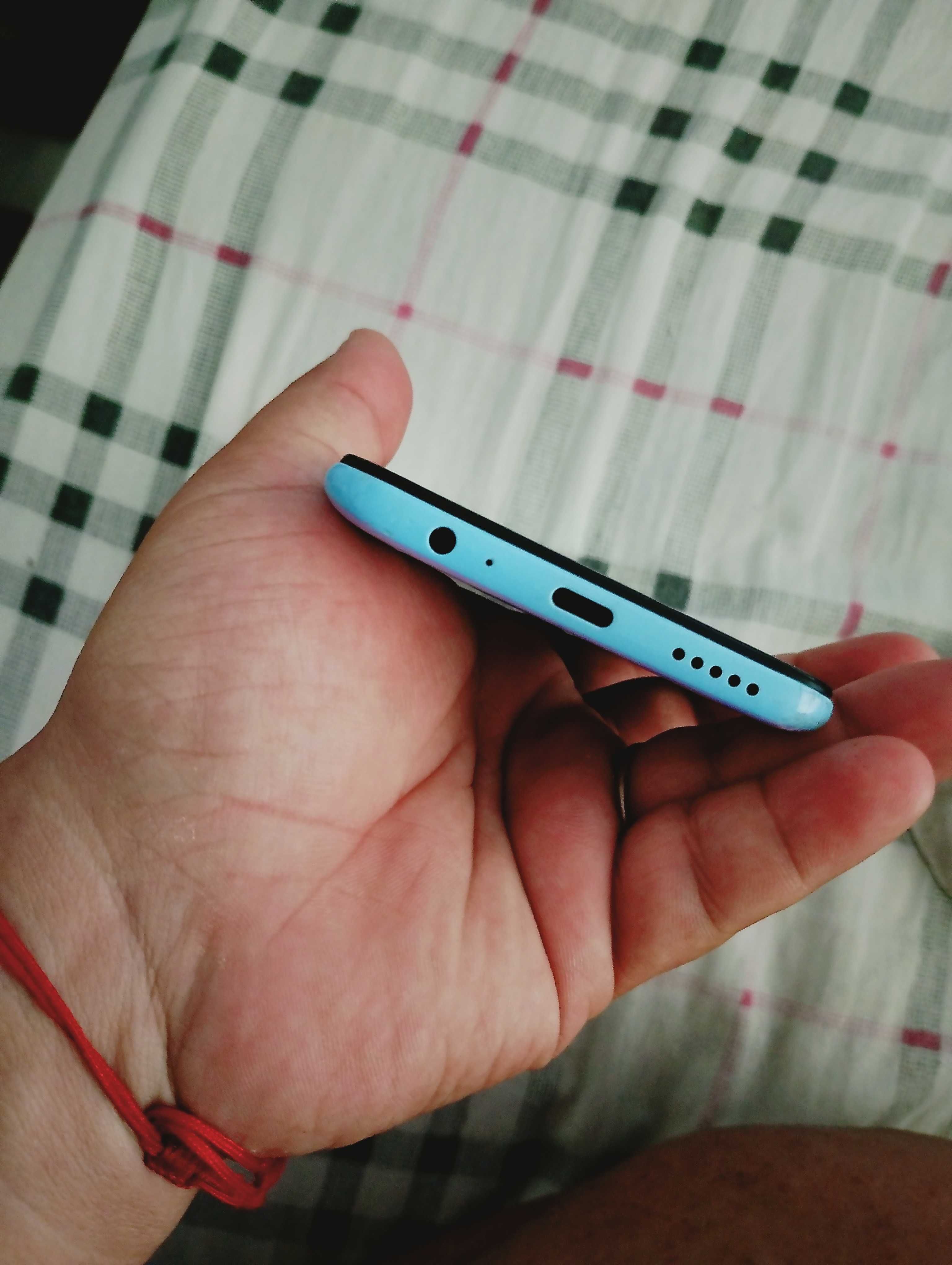 Продавам Redmi note 9 s