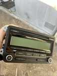 Cd player vw original golf 5, 6 jetta touran passat ( pentru piese )