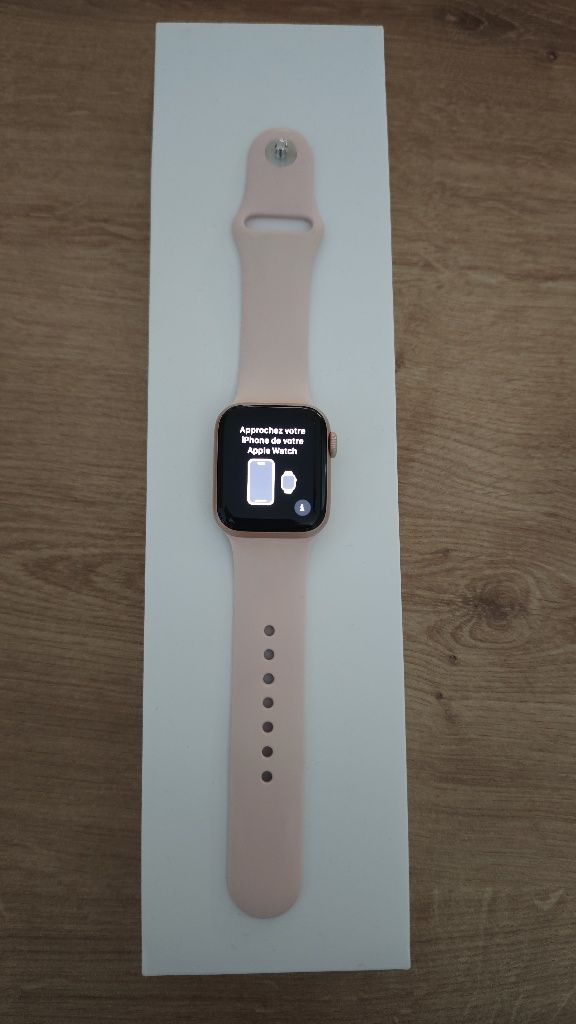 Apple Watch 6 series / pink