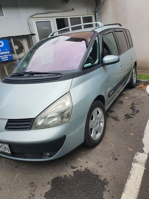 Vând mașină Renault