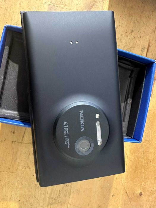 nokia lumia 1020 64gb