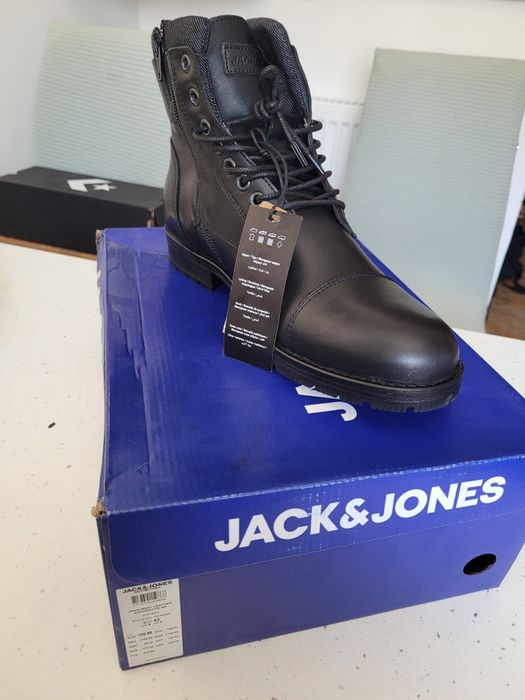 Vând ghete Jack&Jones