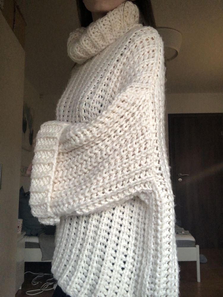 Pulover oversized Zara