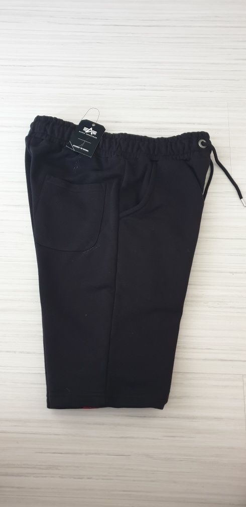 Alpha Industries Cotton Mens / M НОВО!  ОРИГИНАЛ! Мъжки Къси Панталони