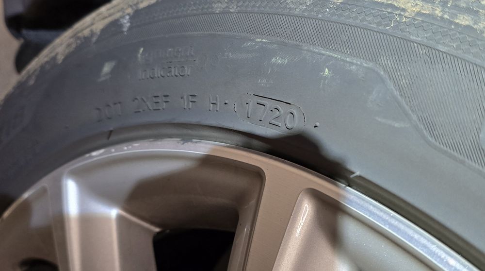 Летни автомобилни гуми 4 бр. 245 / 45 / R18 Hankook