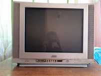 Продам телевизор JVC б/у