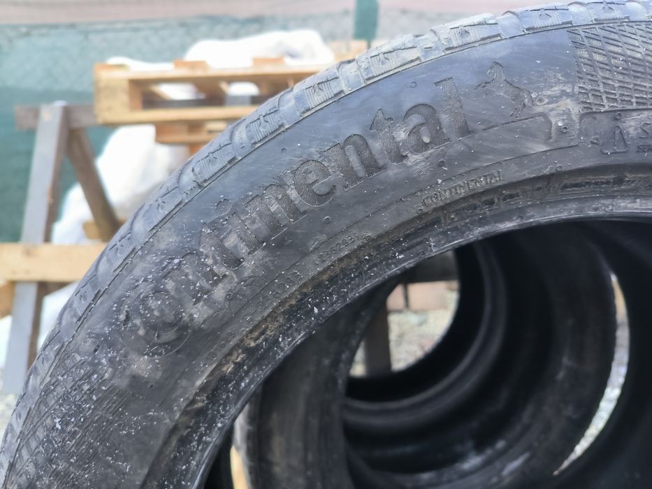 Anvelope iarna Continental 225/50R17