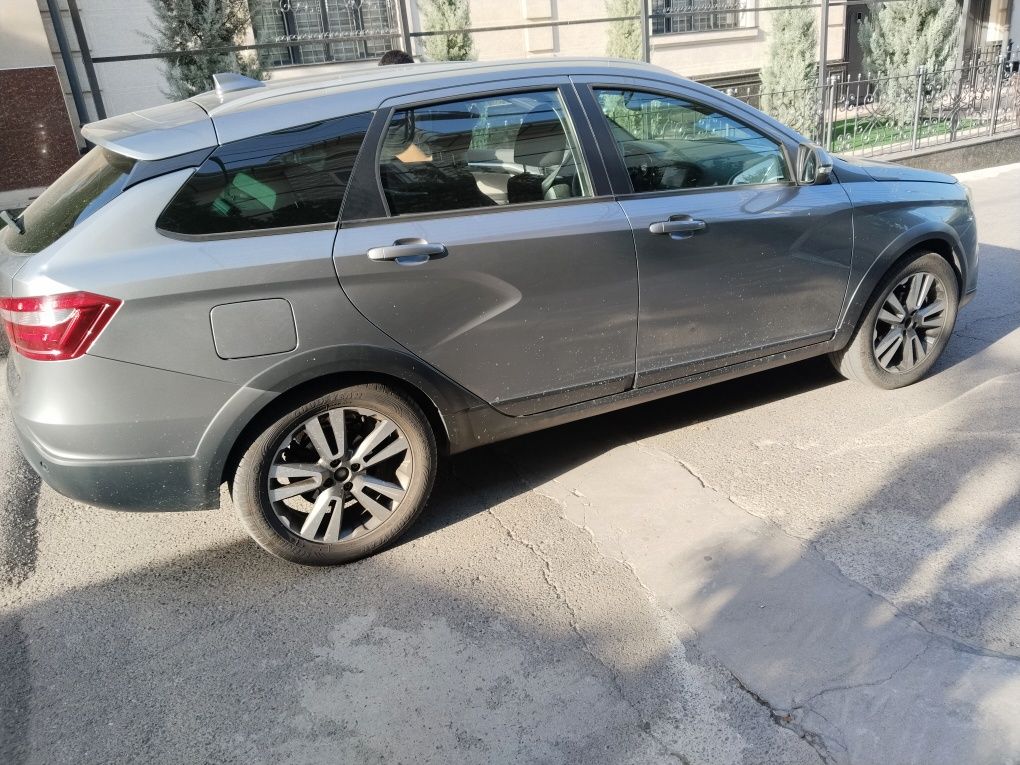 Лада веста св крос