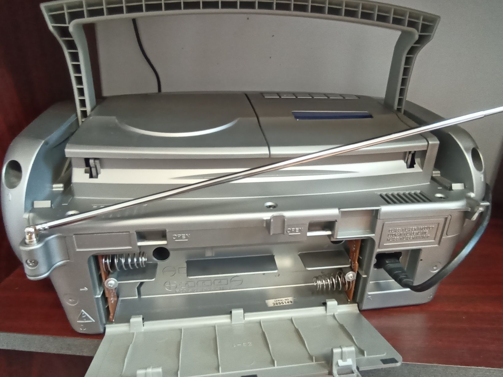 Radio-Casetofon Sony, model CFD-S26-L stare buna.