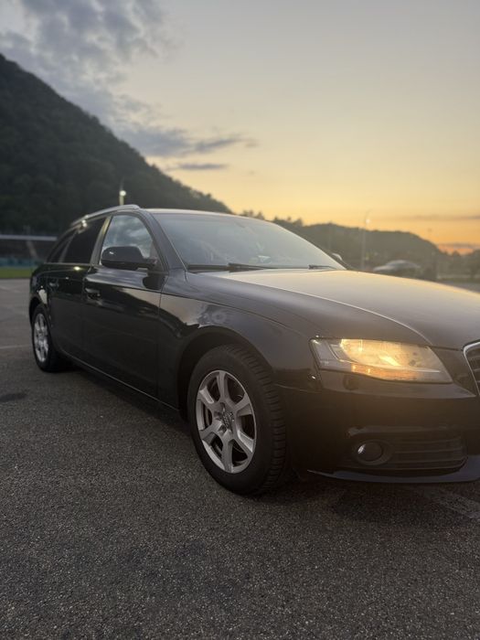 Vând audi a4 b8 2010