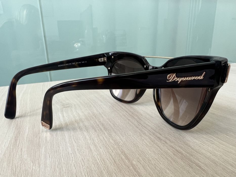 Dsquared2 дамски слънчеви очила