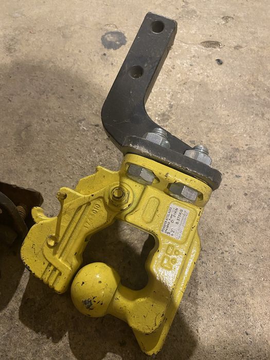 Carlig cui tractare pt camion