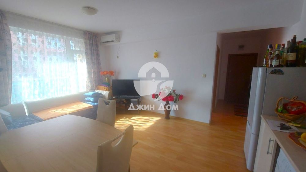 Продава се Тристаен апартамент в к.к. Слънчев бряг - 70 кв.м за 858 €/кв.м - Снимка #2