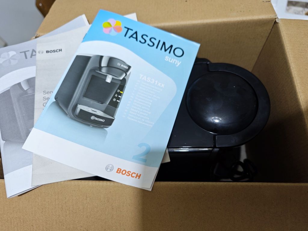 Espressor capsule BOSCH Tassimo Suny TAS3102, 0.8l, 1300W - nou