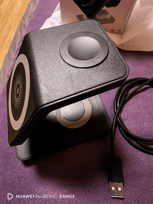 Безжична зарядна станция