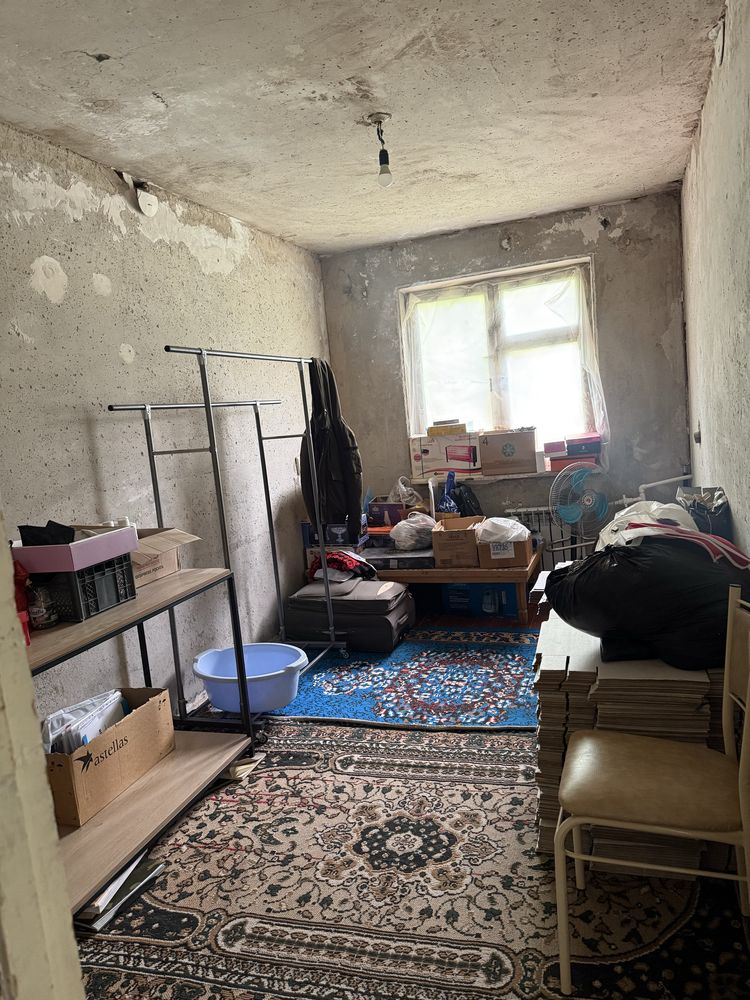 СРОЧНАЯ ПРОДАЖА, 3 комнатная кравтира, Город Чирчик, 1-й микрарайон