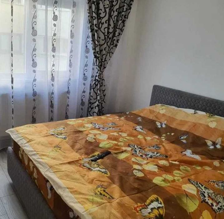 Дава се под наем Тристаен апартамент в Пловдив, Коматево - 90 кв.м за 285.6 € - Снимка #3