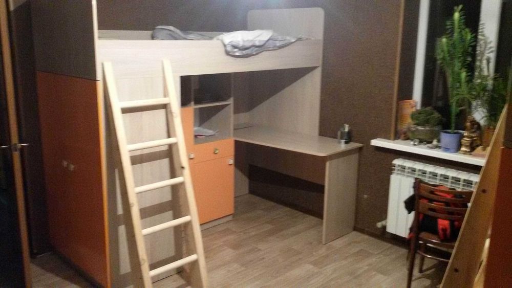 Подростковая детская кровать.