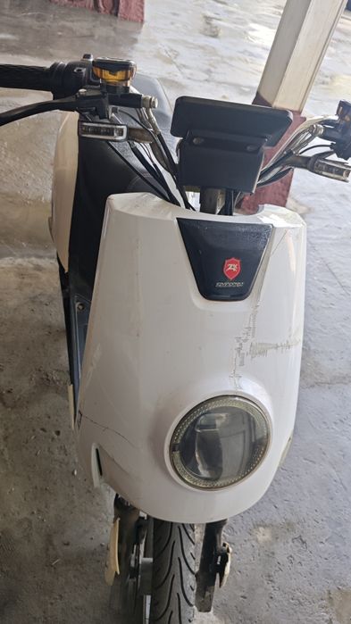 Elektron Sukuter sotiladi