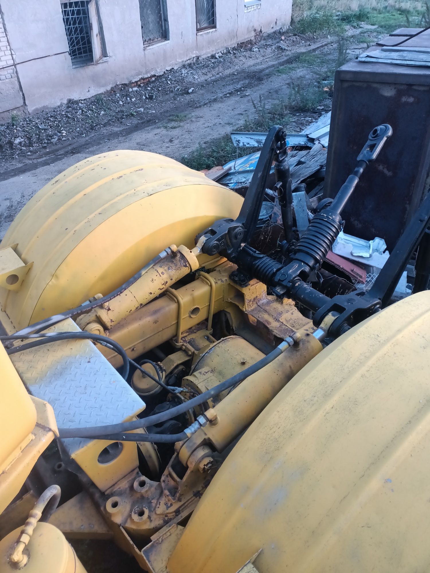 Продам кировцы К700