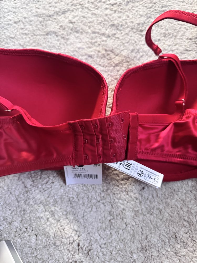 Sutien nou Tezenis, mărimea 85C – Model retro cu buline, push-up, roșu